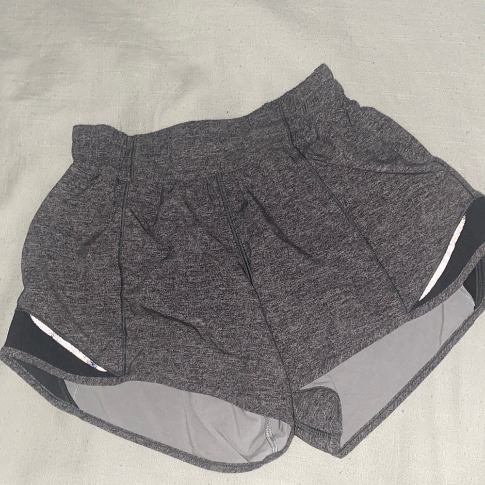 Lululemon Hotty Hot shorts